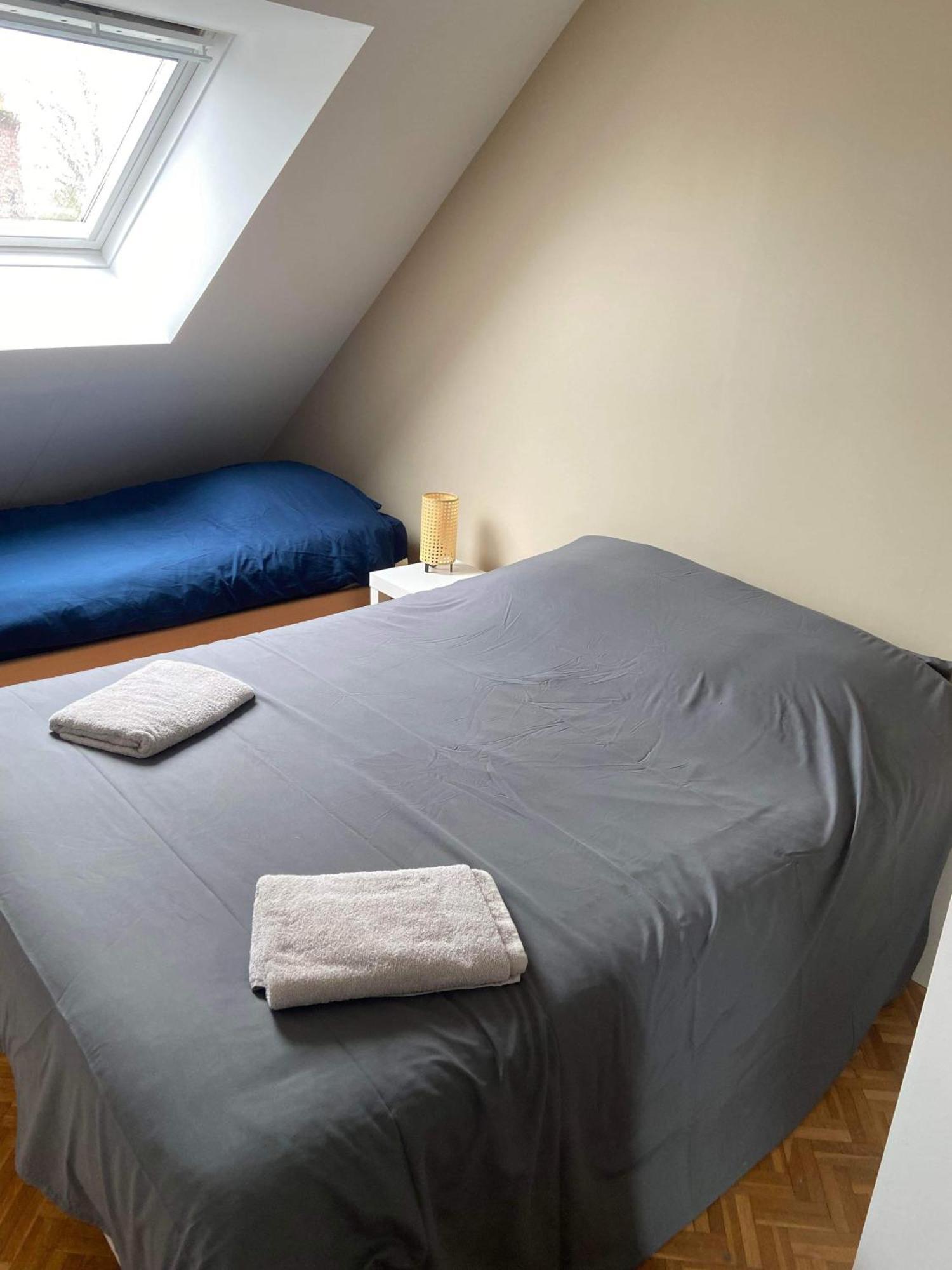 Anselme, F2 Duplex Avec Cour Commune Et Proche De La Mer ,2 Ver-sur-Mer 外观 照片